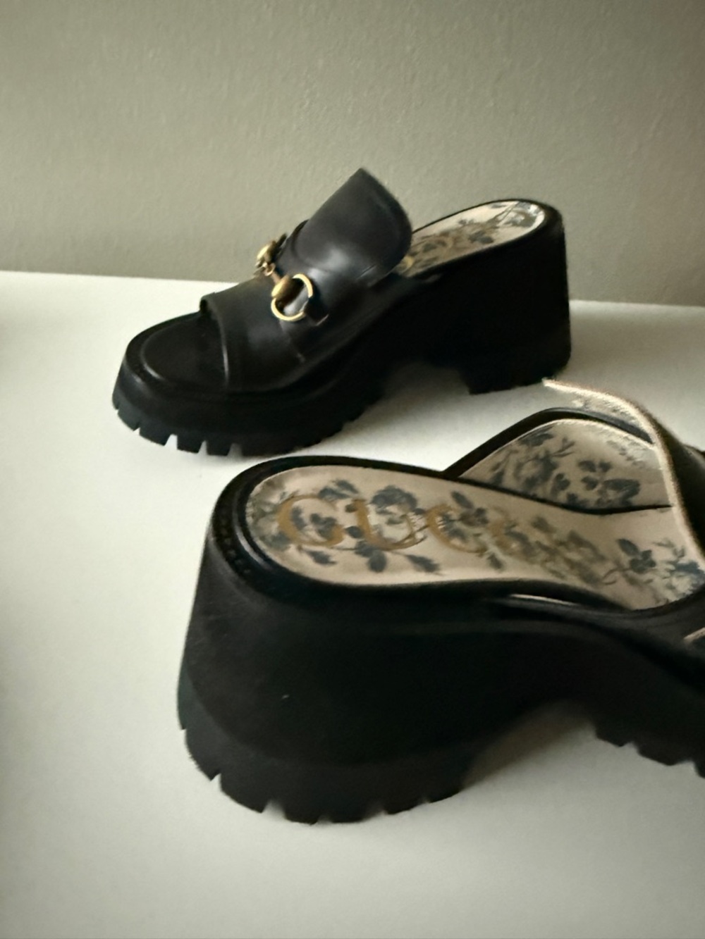 Gucci Black Leather Horsebit Platform Mule Sandals 37.5 - Picture 2 of 8